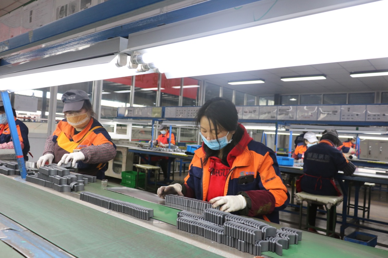 安徽廬江 植入“綠色基因” 傳統產業煥發低碳新生機——以磁性材料為例